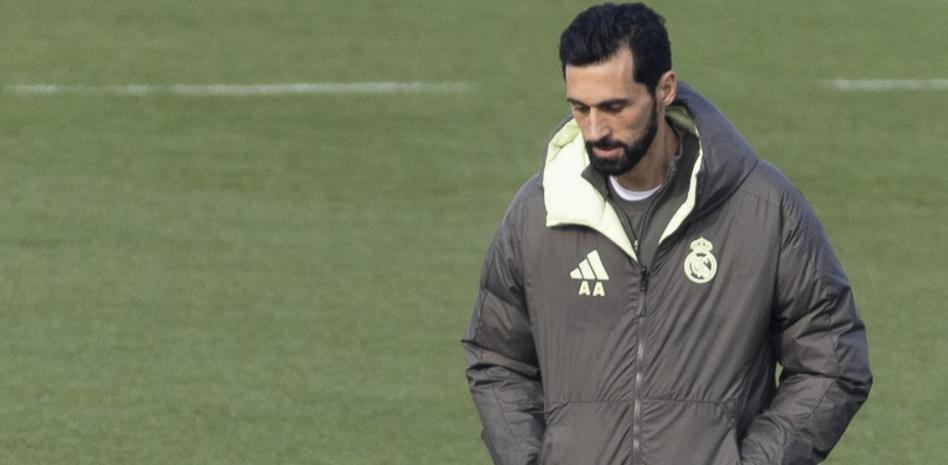 彩客网首页官网-世体：阿韦洛亚要维持好与队内球星的关系，这是其执教的关键