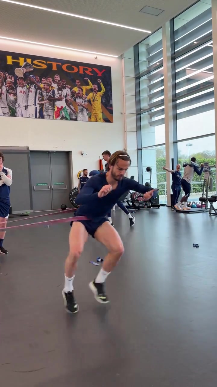 彩客网官网-季前赛遭ACL！麦迪逊更新恢复训练视频，两腿肌肉差距明显引热议